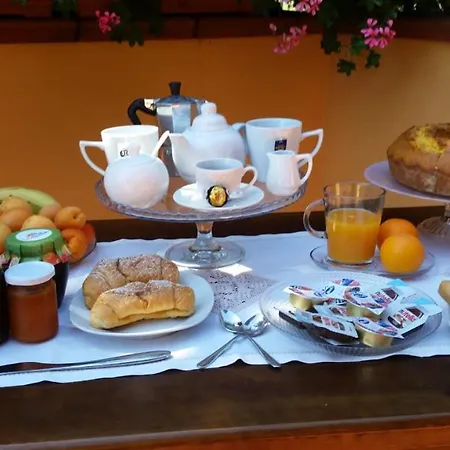 Lucilla Bed & Breakfast